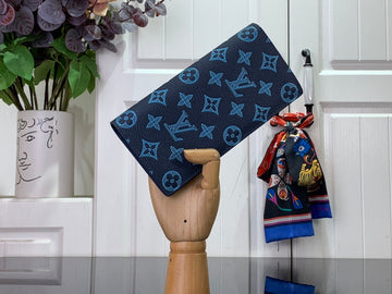 Makersluxe LOV Wallets - 118