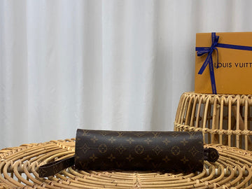 Makersluxe - LOV Handbags - 005