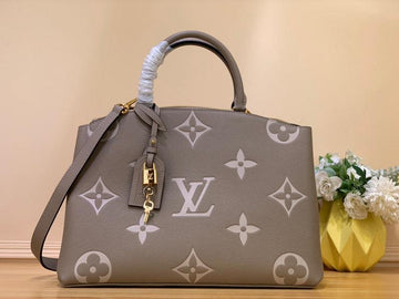 BFWD - LOV Bags - 1767