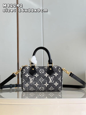 BFWD - LOV Bags - 1651