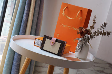Makersluxe - LOV Wallets - 377