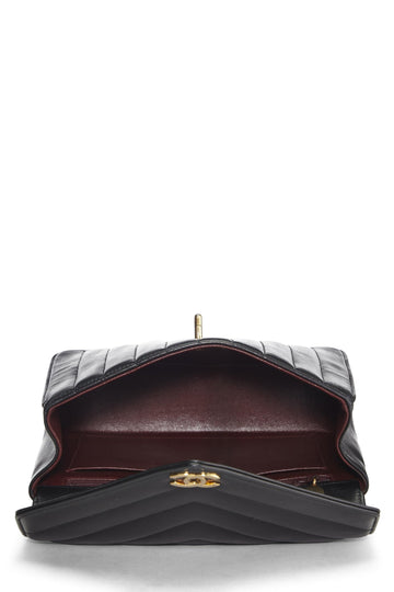 Chanel,  Black Chevron Lambskin Envelope Flap Small, Black