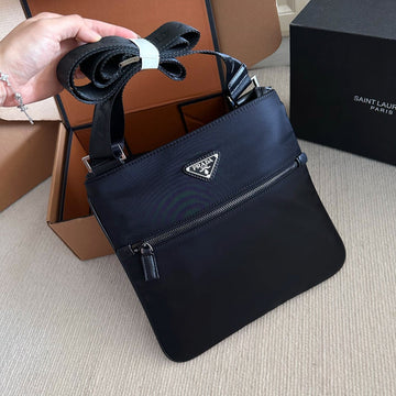 Makersluxe - PDA3 Bags - 005