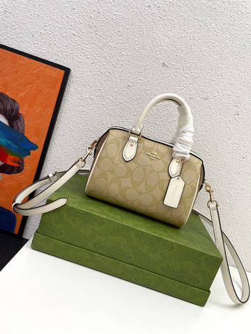 Makersluxe CAH Bags - 303