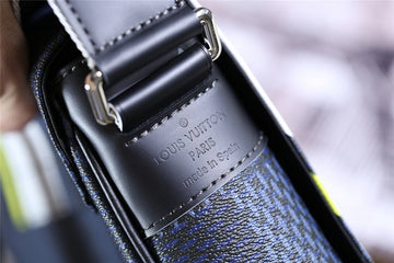 Makersluxe - LOV Men Bags - 568