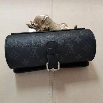 LOV - Makersluxes - 1759