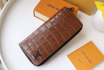 Makersluxe LOV Wallets - 497