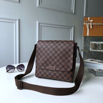 Makersluxes - Latest - 2974