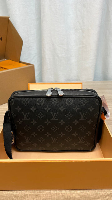 LOV - Makersluxes - 699