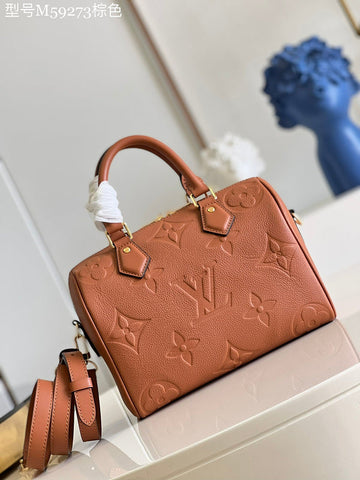 LOV - Makersluxes - 1163