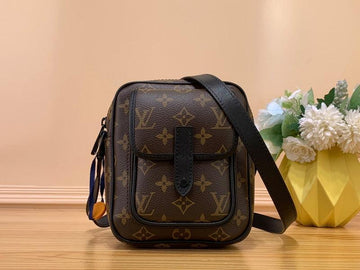 BFWD - LOV Bags - 1731