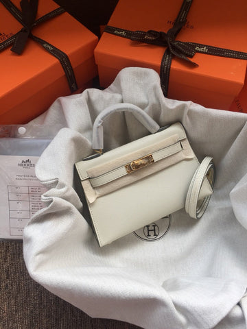 Makersluxe - HMS Bags - 1886