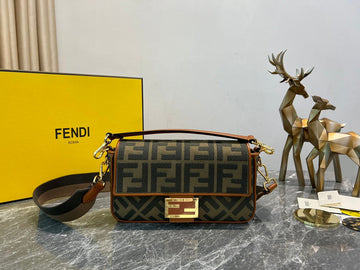 Makersluxe - FDE Women Bags - 095