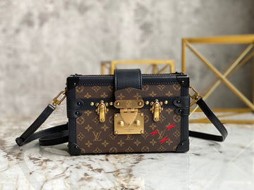 LOV - Makersluxes - 1535