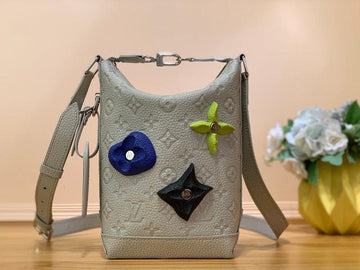 BFWD - LOV Bags - 1825
