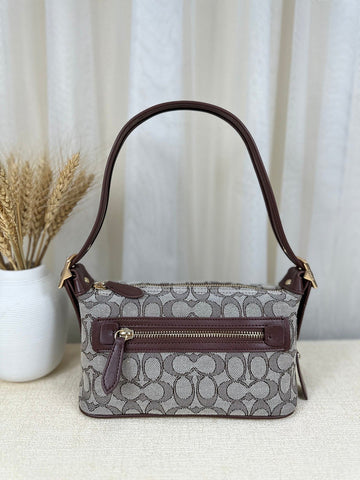 Makersluxe CAH Bags - 106