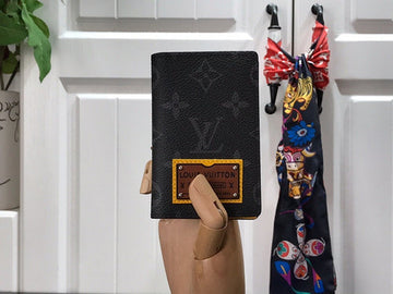 Makersluxe Lu-Vi bags - 2657