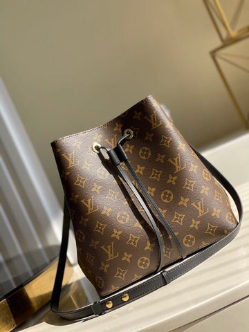 Makersluxe Lu-Vi bags - 3673