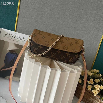 LV Wallet On Chain Ivy