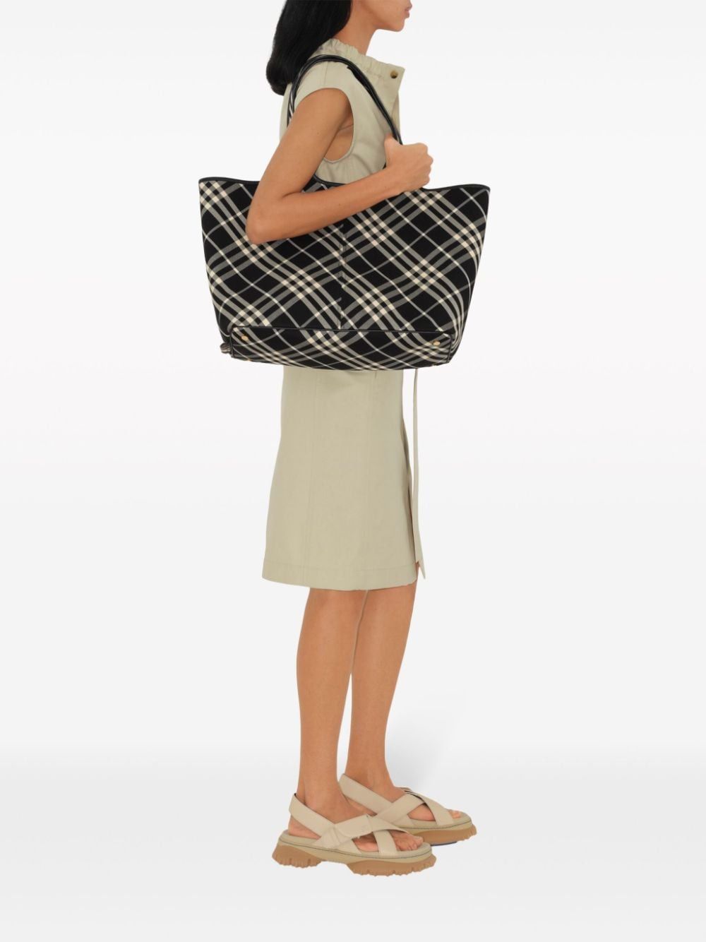 Medium Check Tote