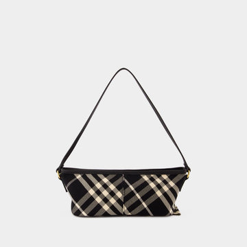 SIMPLE BAGUETTE PURSE