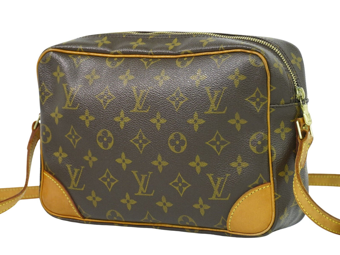 Louis Vuitton Trocadéro  Canvas Shoulder Bag ()