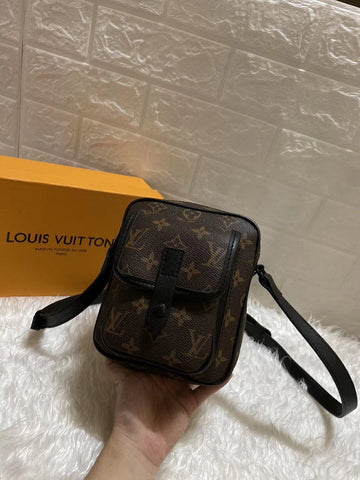 Makersluxe Lu-Vi bags - 3845
