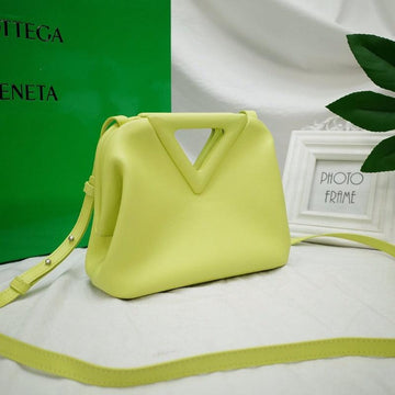 Makersluxe - Triangle Shoulder Bag Seagrass