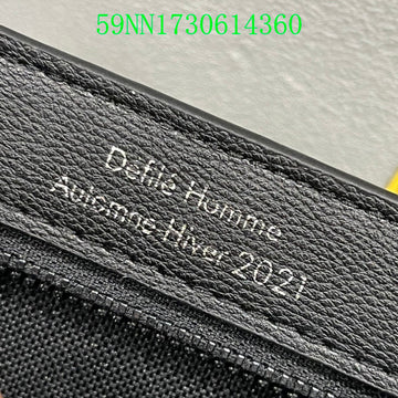 Makersluxe LOV Wallet - 379