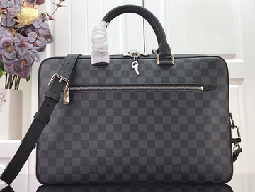 LOV - Makersluxes - 2421