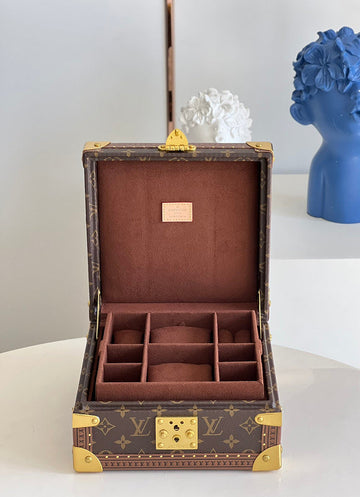 LOV - Makersluxes - 1685
