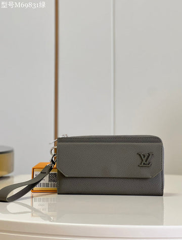 Makersluxe LOV Wallets - 419