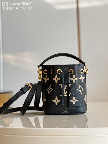 BFWD - LOV Bags - 2029