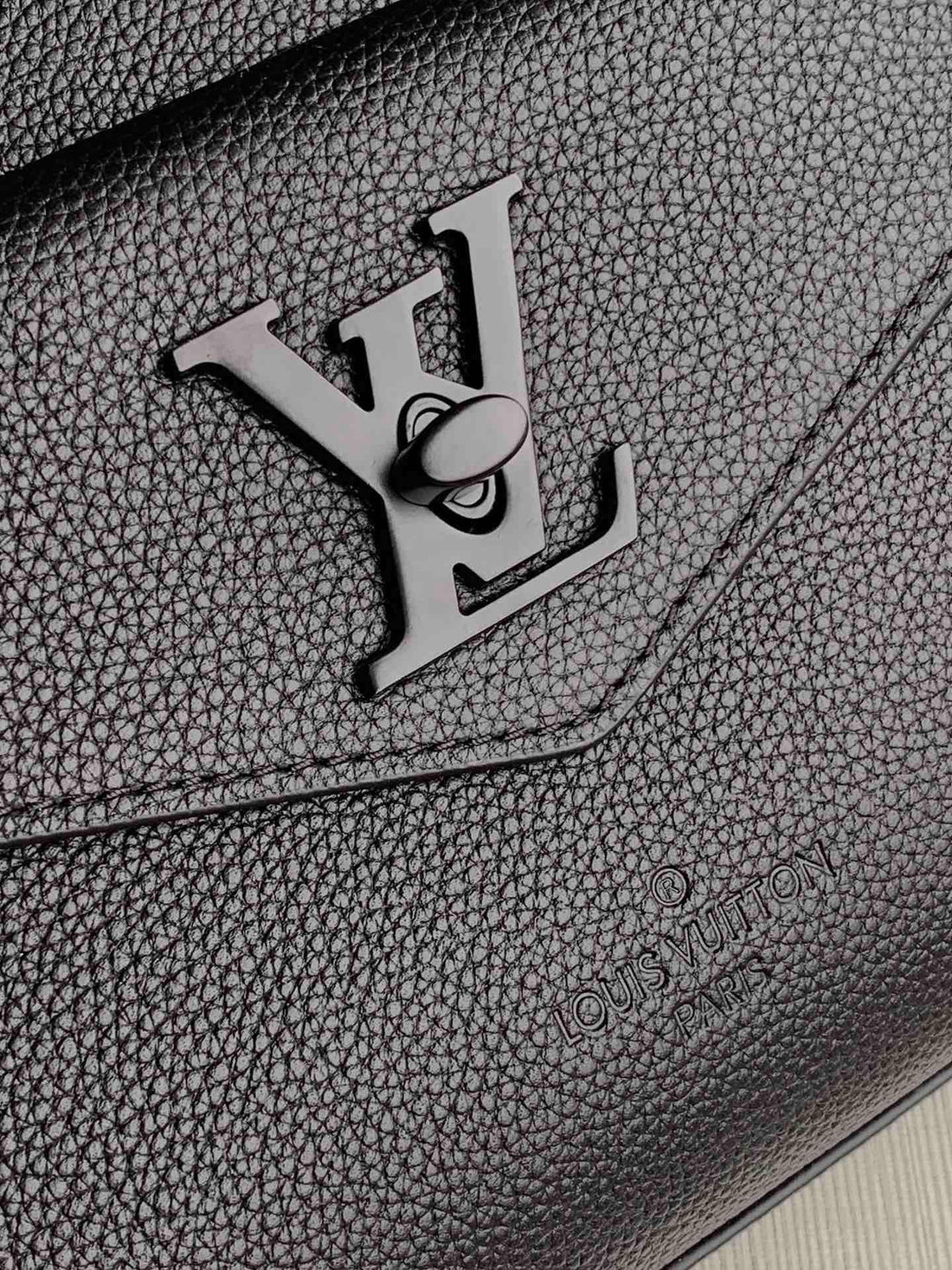 LV Lockme Tote M55845