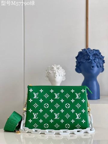 BFWD - LOV Bags - 1943