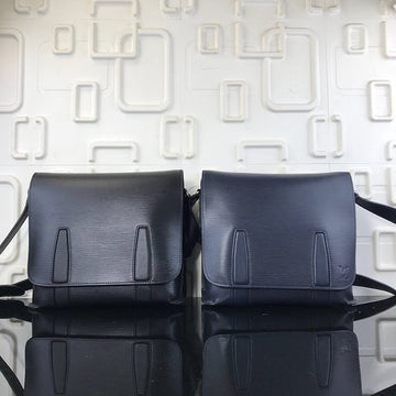 Makersluxe Lu-Vi bags - 2930