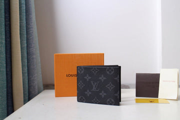 Makersluxe - LOV Wallets - 299