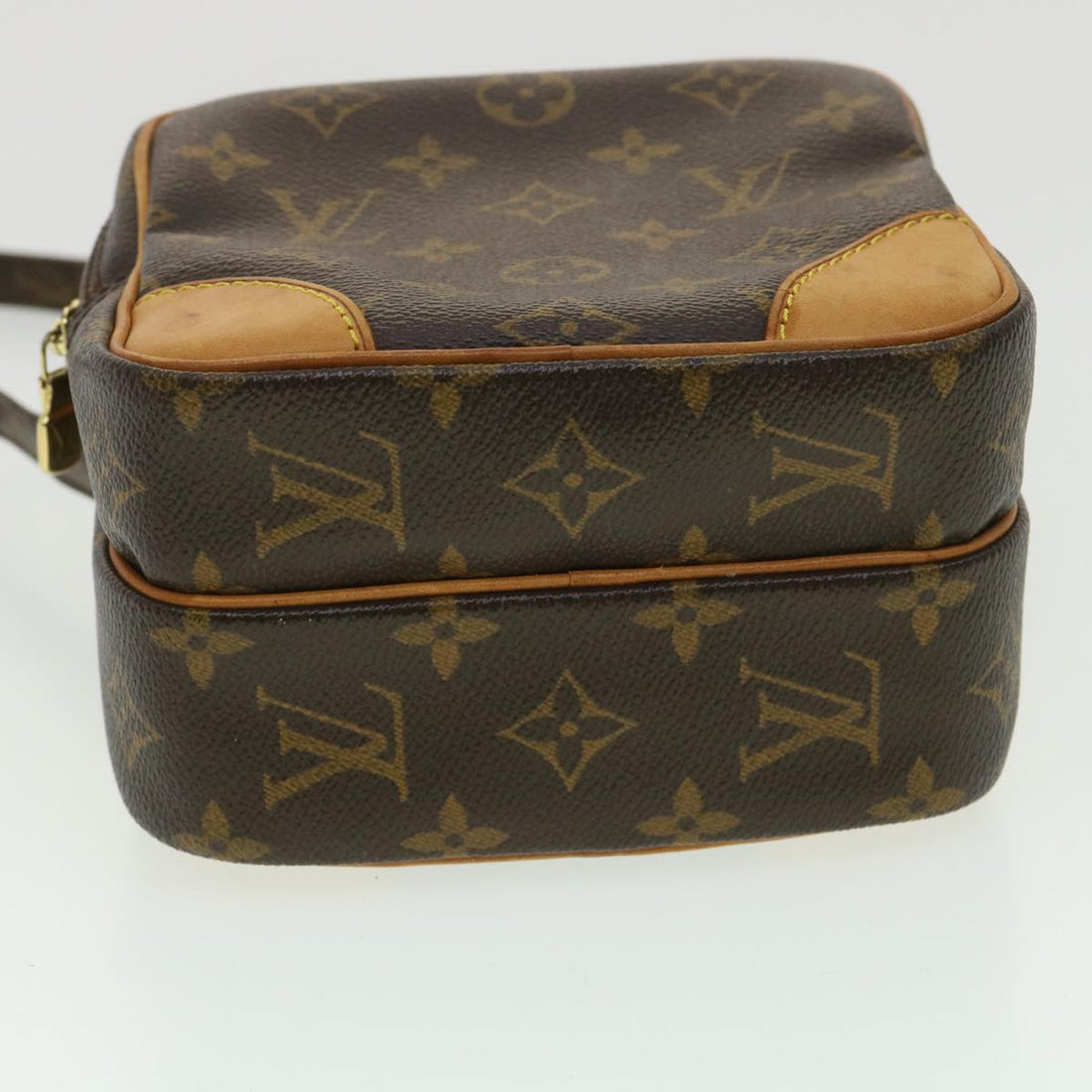 Louis Vuitton Amazone  Canvas Shoulder Bag ()
