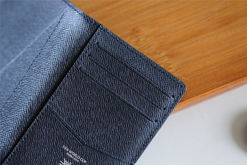 Makersluxe - LOV Card Case - 102