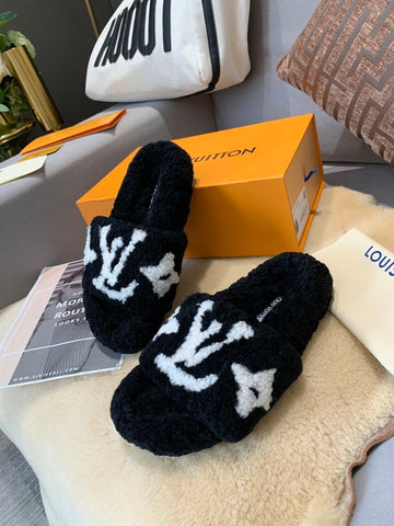 MLB - LOV Women Shoes - 225