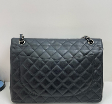 Preloved Chanel Classic Flap CF Maxi Bag Black 010152100015