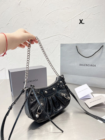 Makersluxe - BGA2 Bags - 080