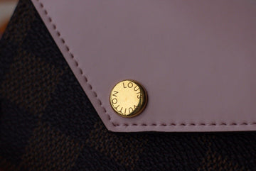 Makersluxes - Latest - 1222