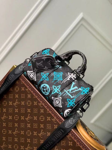 LOV - Makersluxes - 819