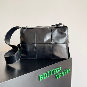 Makersluxe - BOV Bags - 900
