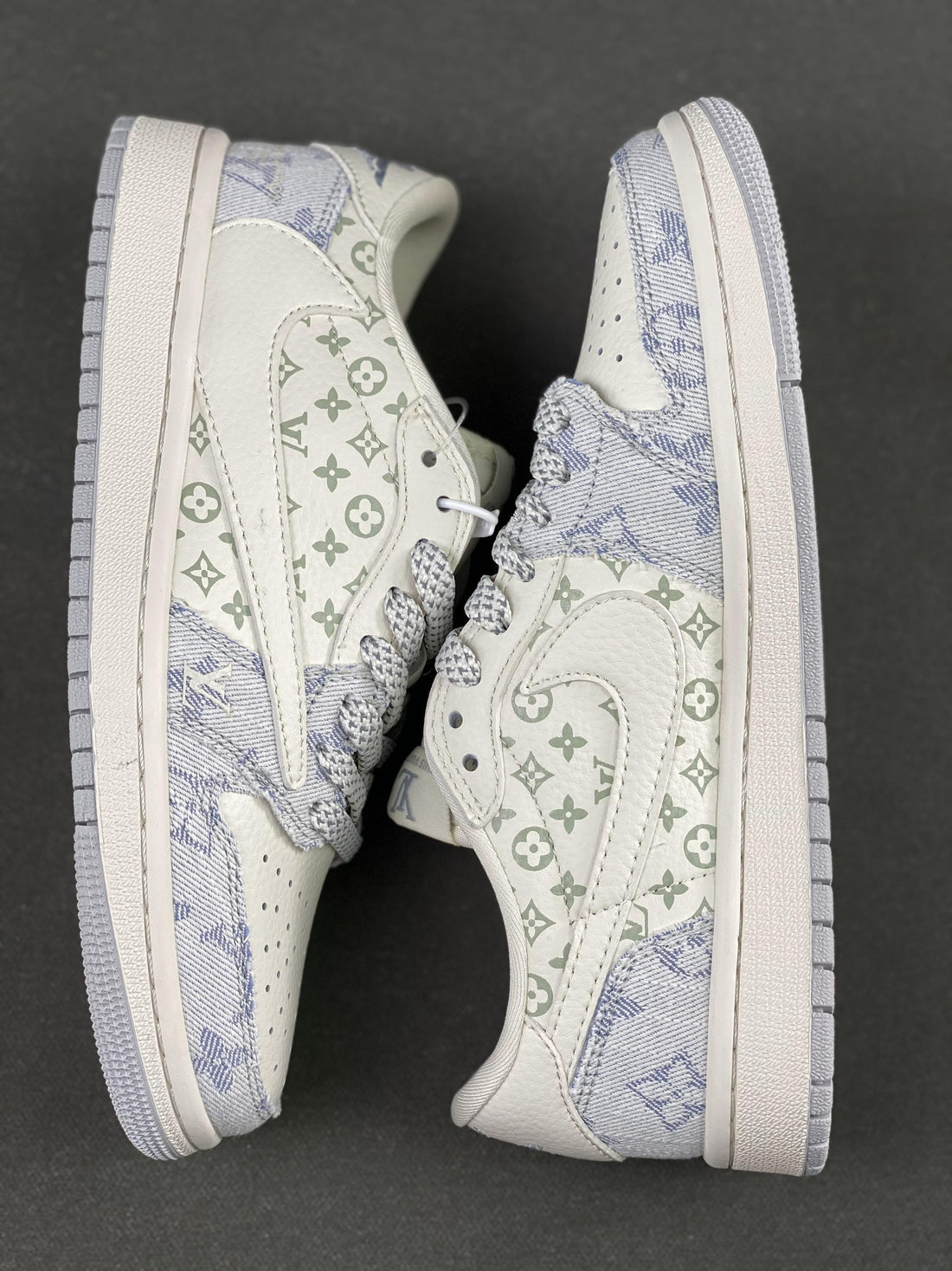 Custom Travis Scott x Air Jordan 1 x LV SJ2068-007