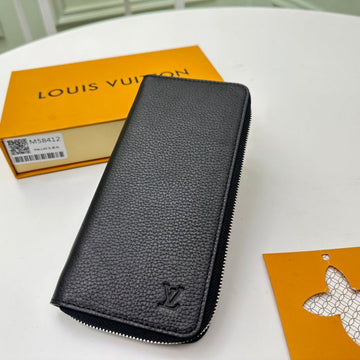 Makersluxe - LOV Wallets - 122