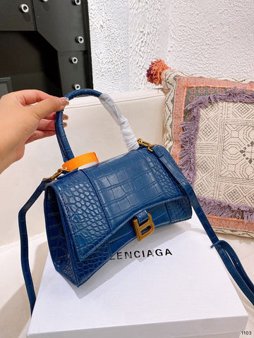 Makersluxe - BGA2 Bags - 037