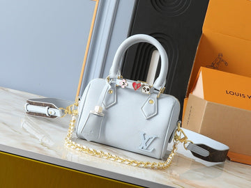 LV Speedy Bandoulière 18 Charms Handbag