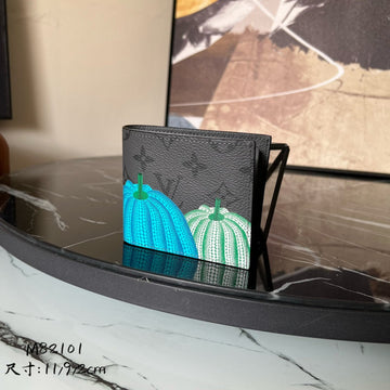 Makersluxe - LOV Wallets - 008
